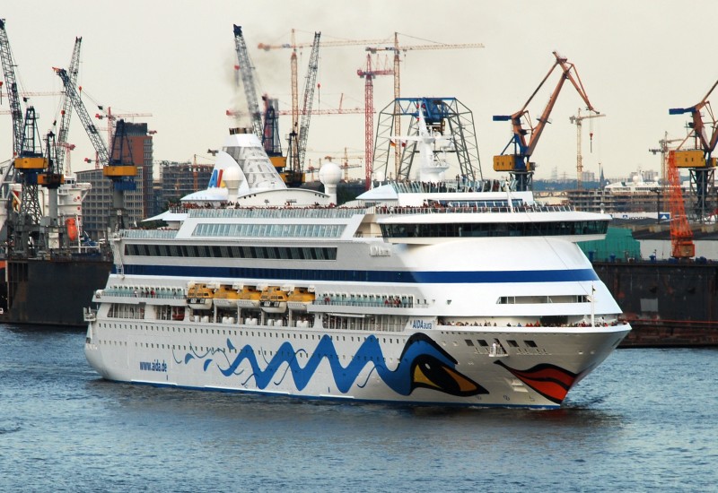 C/S AIDAaura (2003)