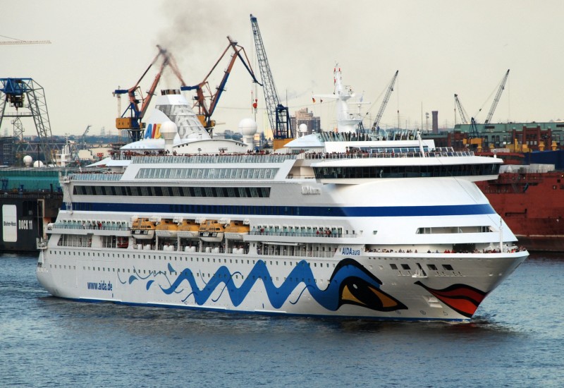 C/S AIDAaura (2003)