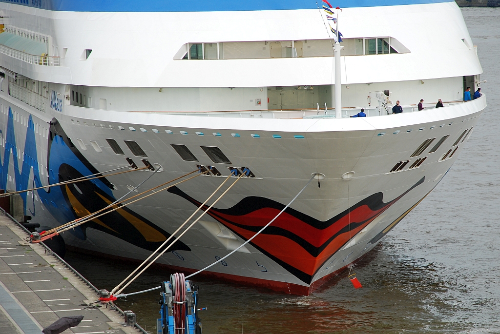 M/S AIDAaura (2003)