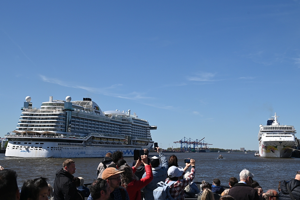 M/S AIDAprima (2016) & M/S NORWEGIAN SKY (1999)
