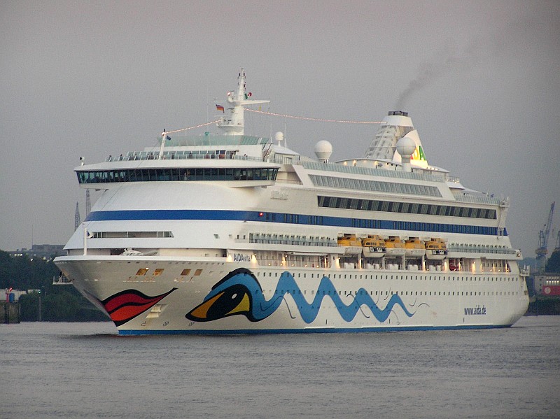 M/S AIDAvita (2002)