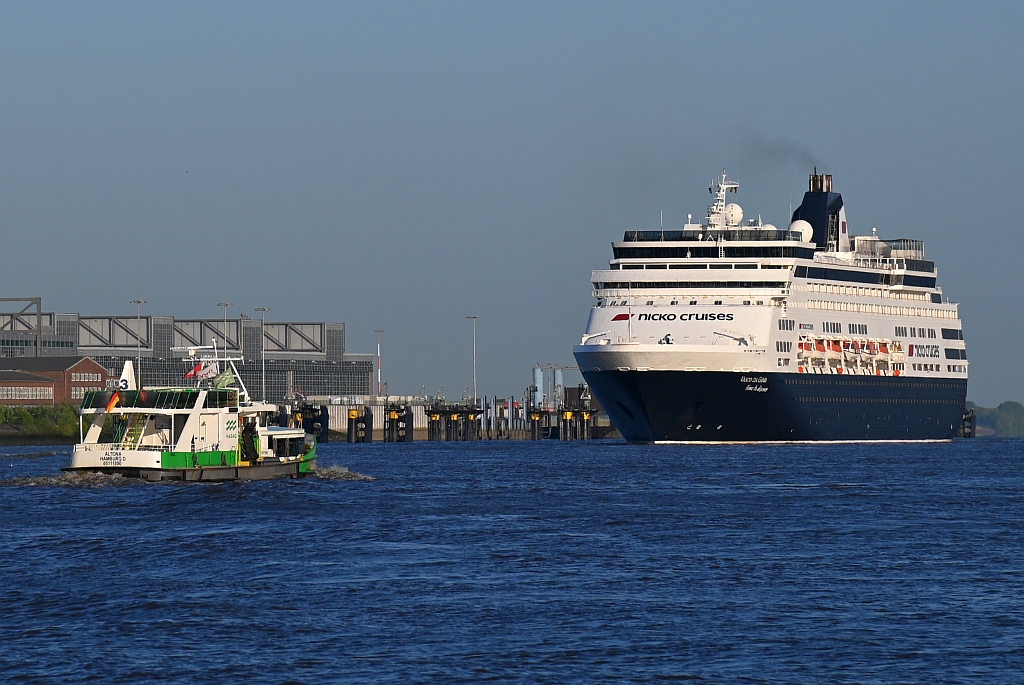 M/S ALTONA (1989) & M/S VASCO DA GAMA (1993)