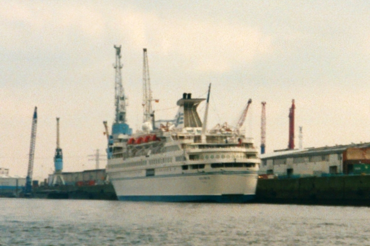 M/S DELPHIN (1975)