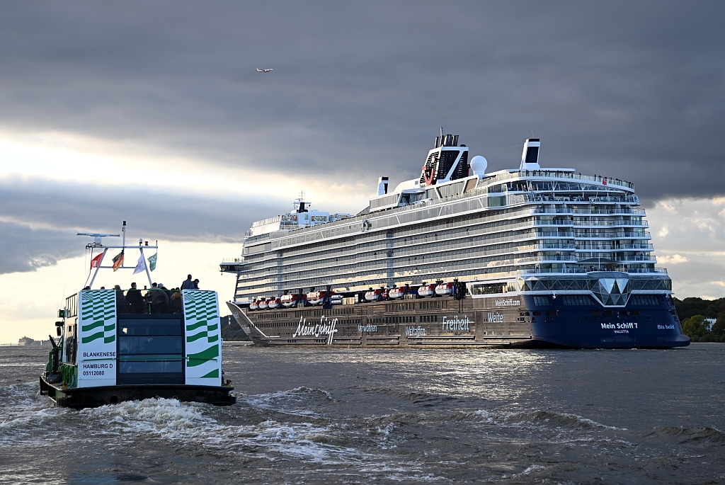 M/S BLANKENESE (1990) & M/S MEIN SCHIFF 7