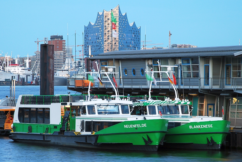 M/S NEUENFELDE (1991) & M/S BLANKENESE (1990)