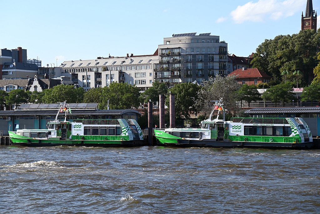 M/S NEUENFELDE (1991) & M/S BLANKENESE (1990)