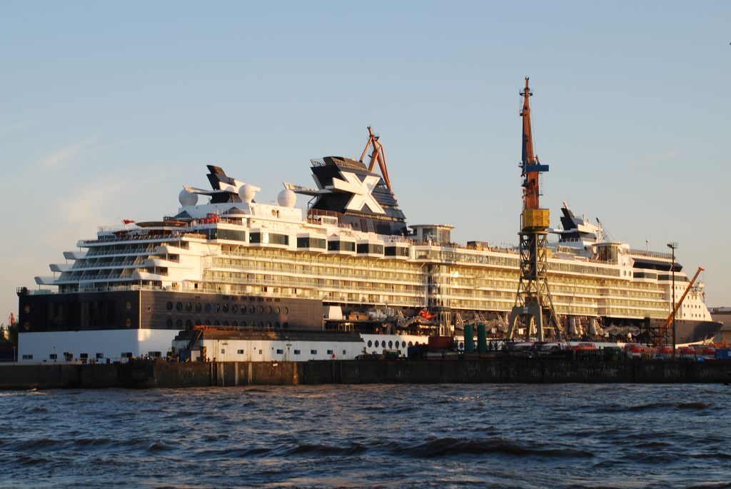 GTS CELEBRITY CONSTELLATION (2002) 