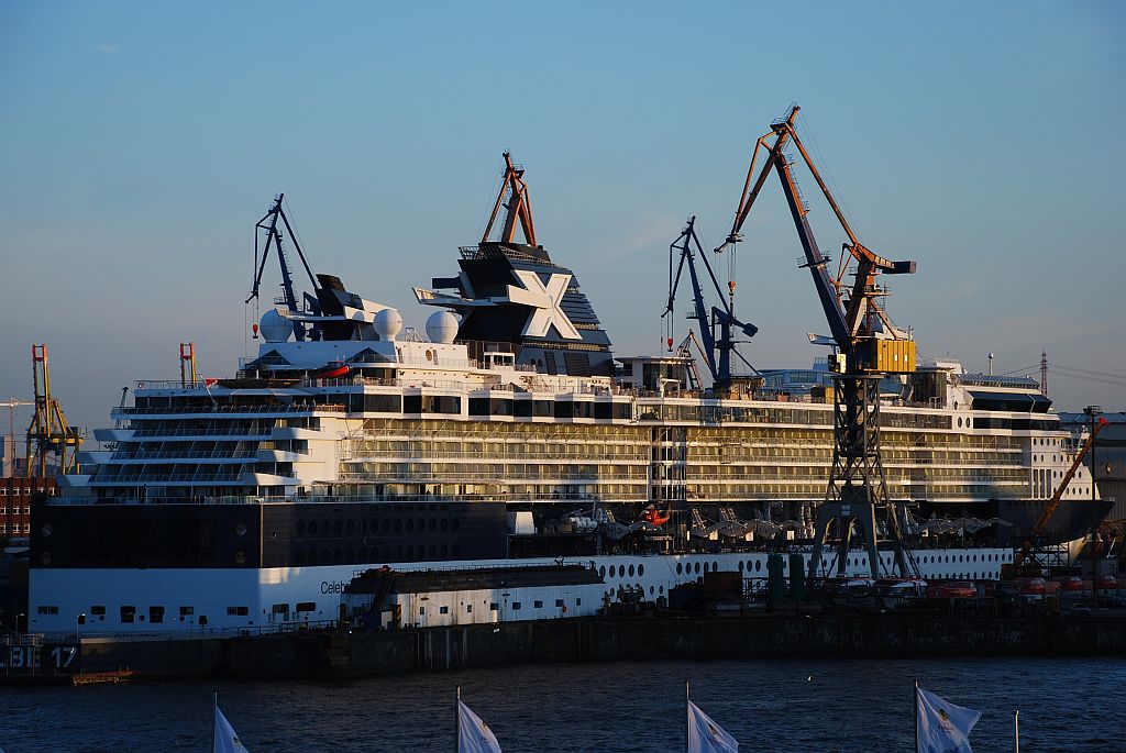 GTS CELEBRITY CONSTELLATION (2002) 