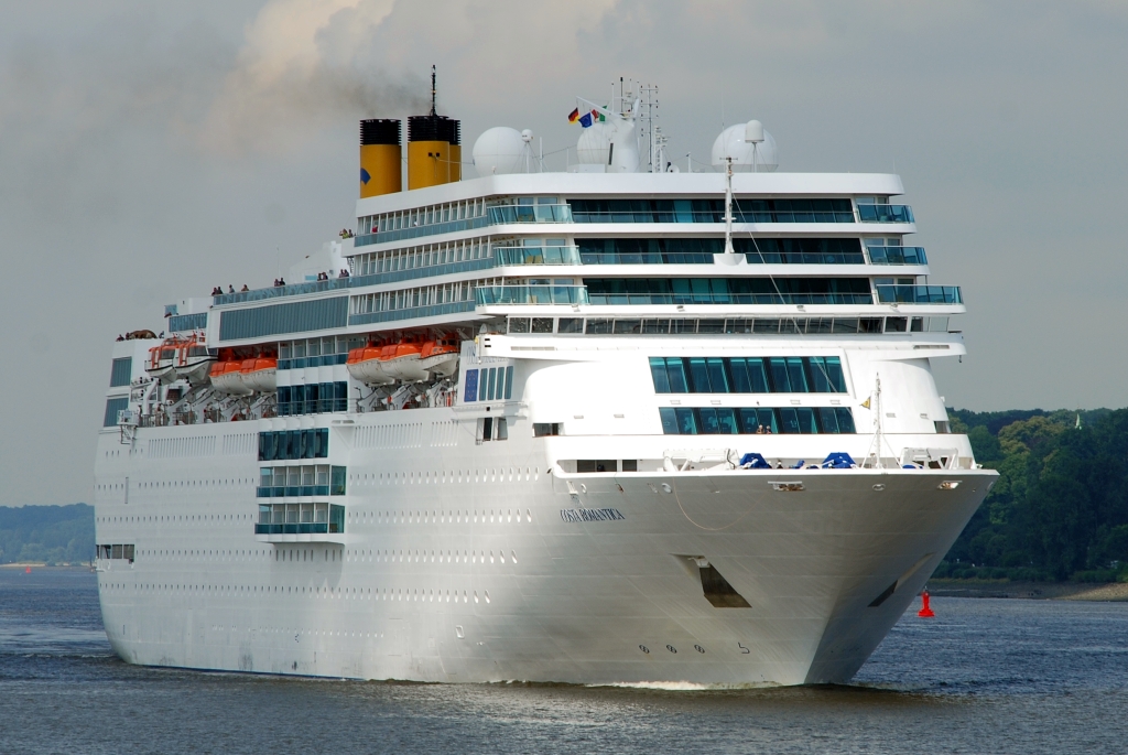 M/S Costa neoRomantica (1993)