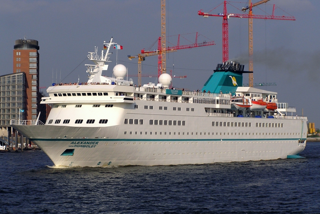 M/S ALEXANDER VON HUMBOLDT (1990)