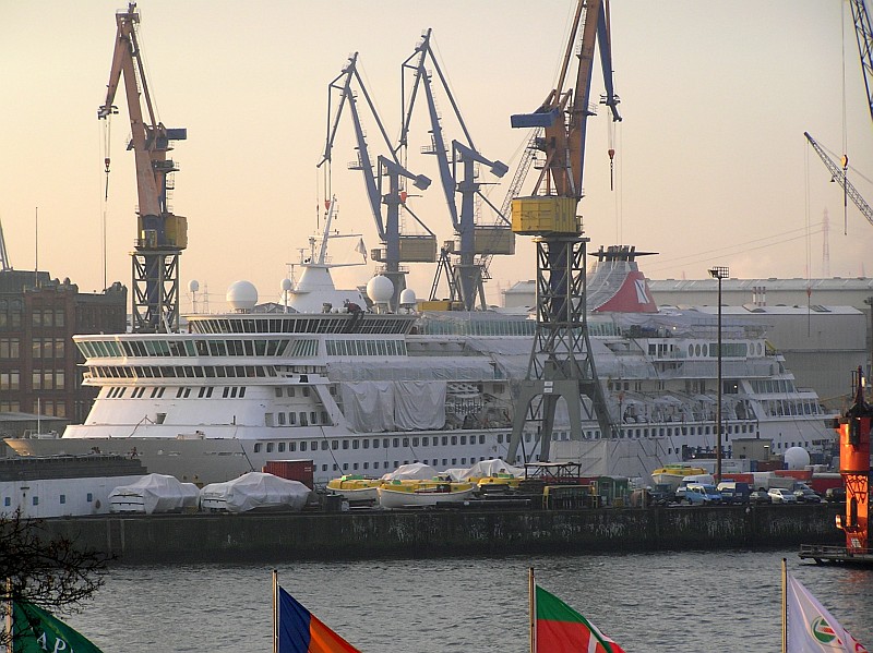 M/S Balmoral (1988)