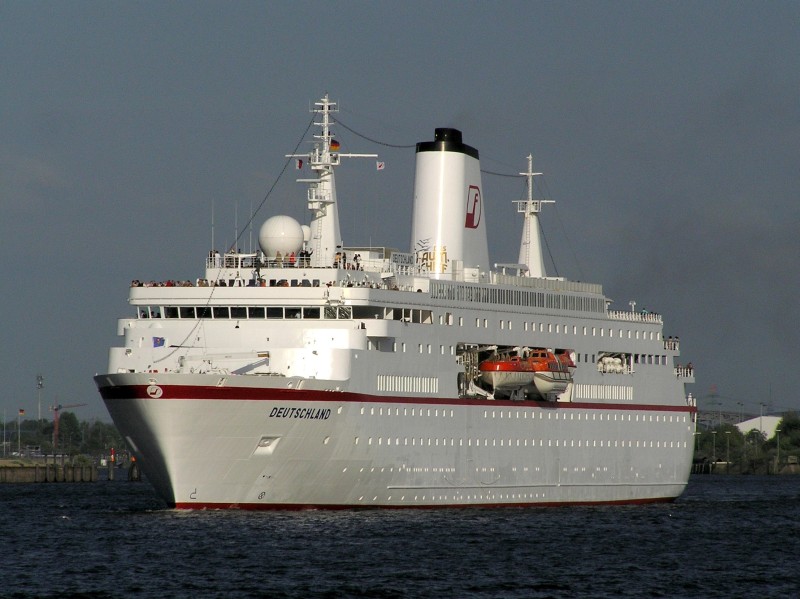 M/S Deutschland (1998)