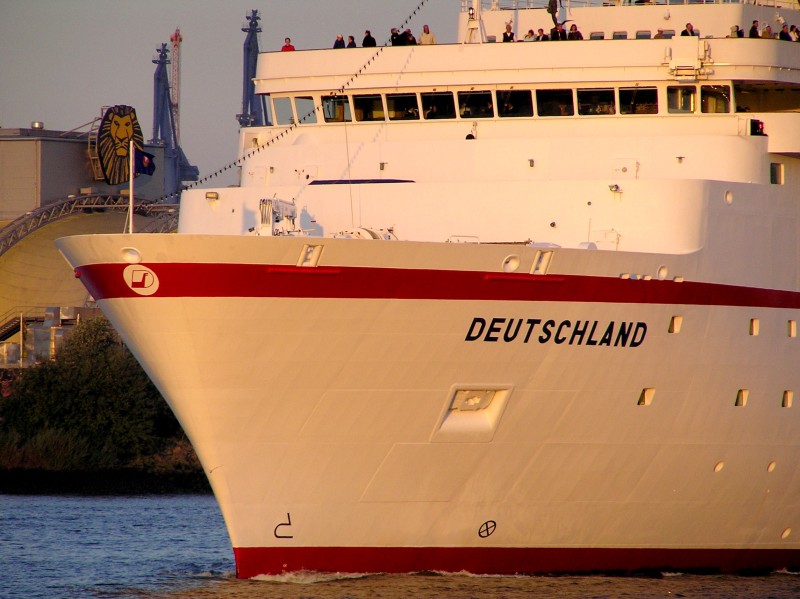 M/S Deutschland (1998)