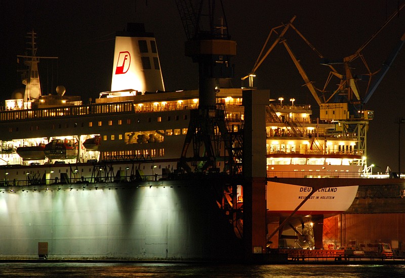 M/S Deutschland (1998)