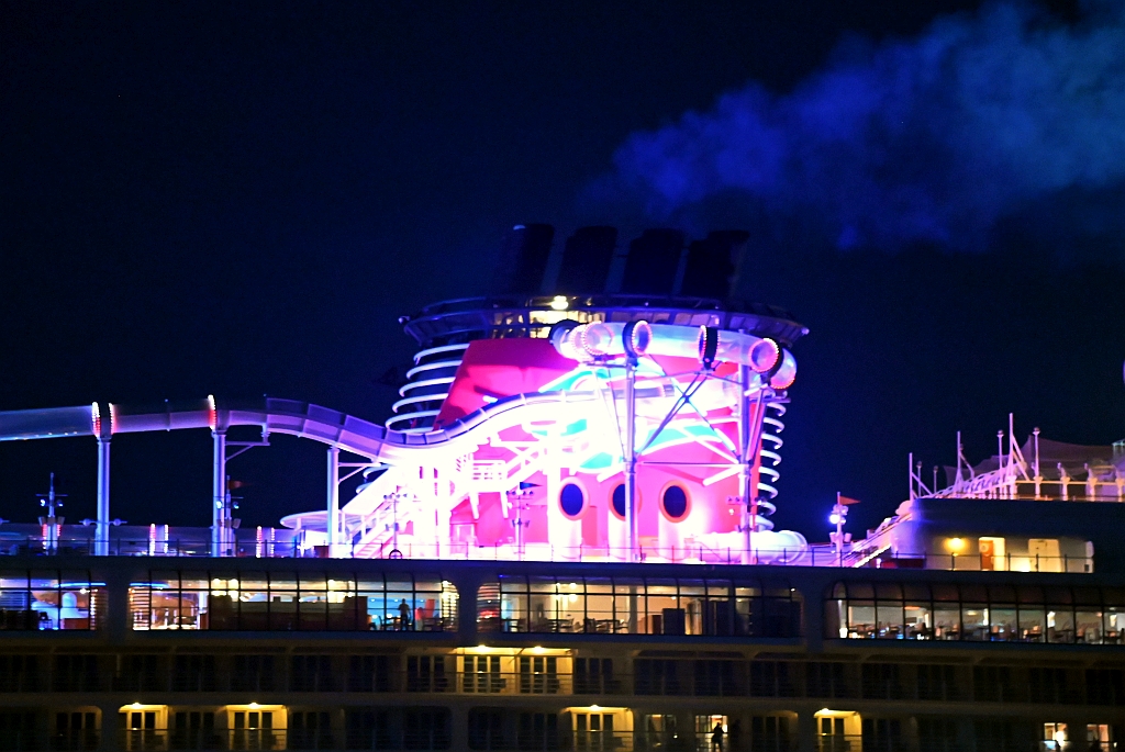 M/S DISNEY DREAM (2010)