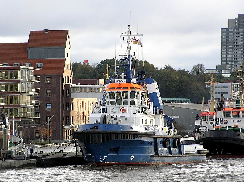 M/S FAIRPLAY-22 (1998)