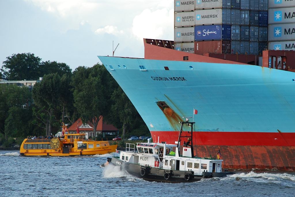 M/S FALKENSTEIN (1992), M/S GUDRUN M�RSK (2005) & M/S LOTSE 2 (1995)