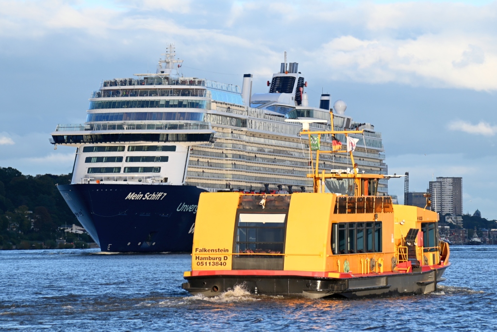 M/S MEIN SCHIFF 7 (2024) & M/S FALKENSTEIN (1992)