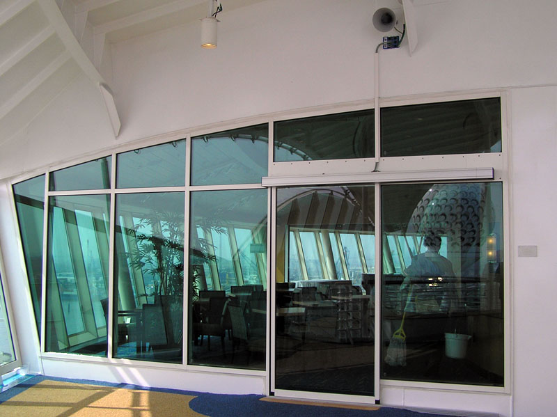 Lounge 'Seven Hearts' - M/S Freedom Of The Seas (2006) -  by Ingo Josten