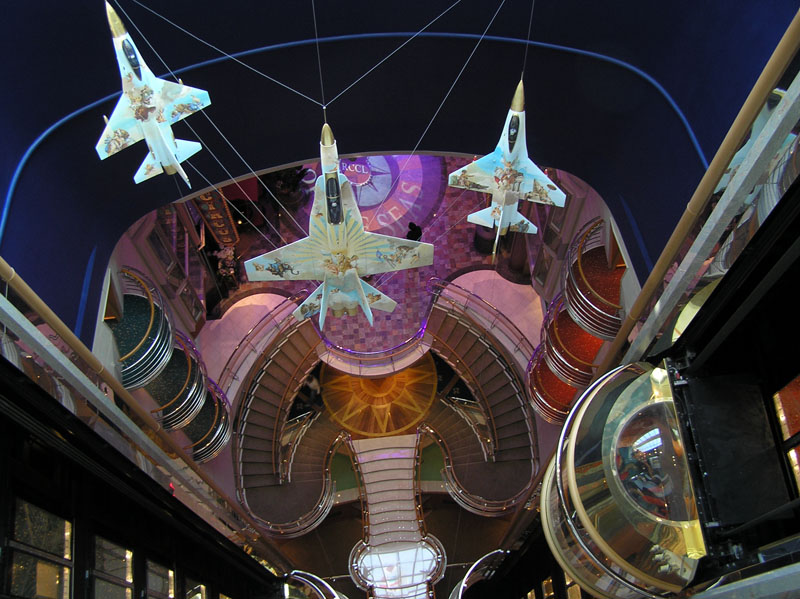 Atrium - M/S Freedom Of The Seas (2006) -  by Ingo Josten