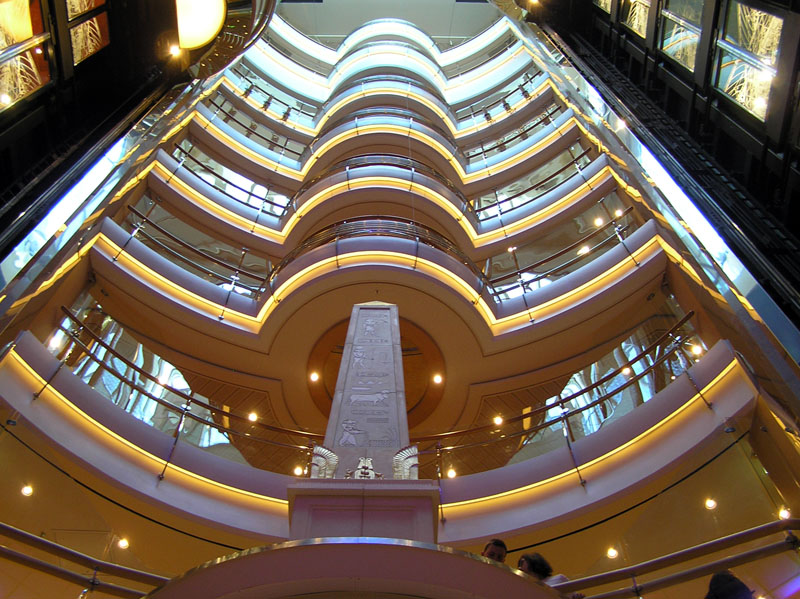 Atrium - M/S Freedom Of The Seas (2006) -  by Ingo Josten