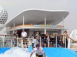 'Wipe Out' Bar - M/S Freedom Of The Seas (2006)
