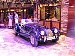 Original Morgan Roadster auf der 'Royal Promenade' - M/S Freedom Of The Seas (2006)