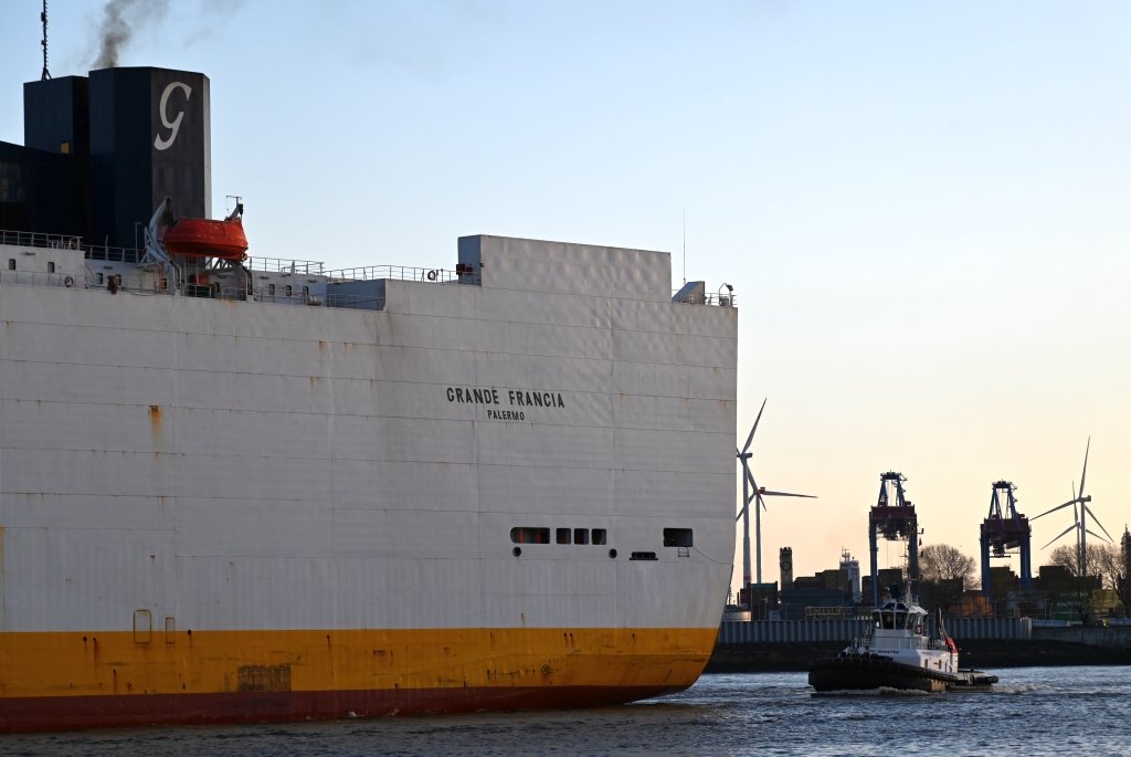 M/S GRANDE FRANCIA (2002) & M/S VB PERFECT (2014)