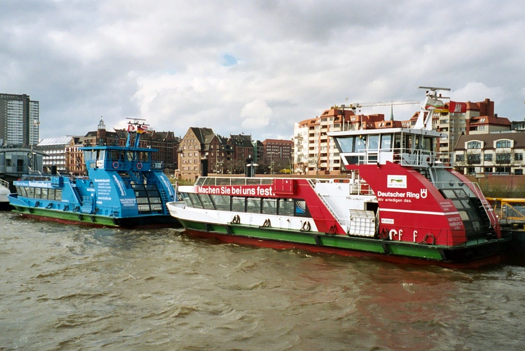 M/S WALTERSHOF (2004) & M/S HAFENCITY (1999)