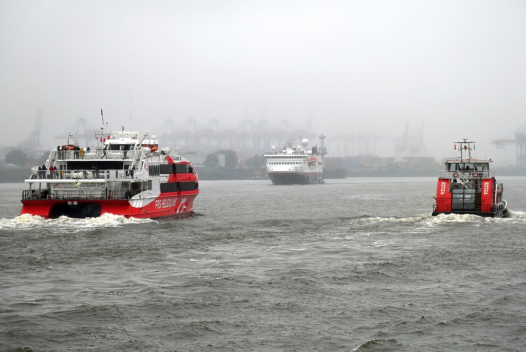HSC HALUNDER JET (2018); M/S SPITSBERGEN (2009) & M/S HAMBURGENSIE (2013)