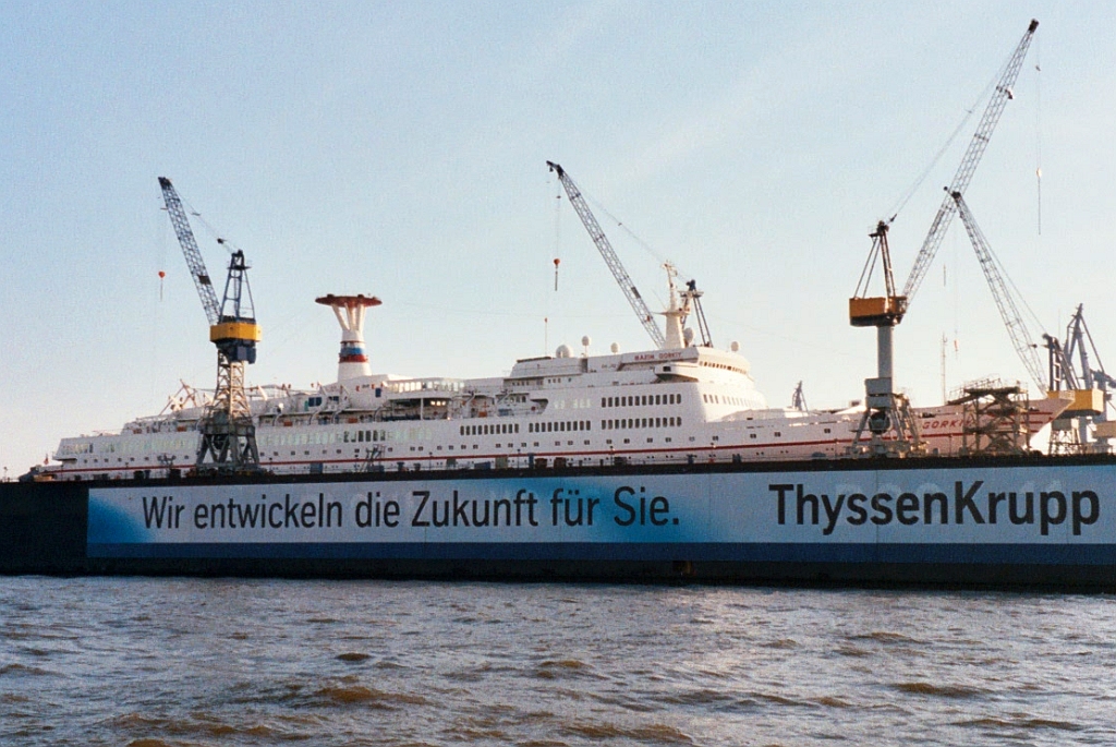 T/S MAXIM GORKIY (2008)