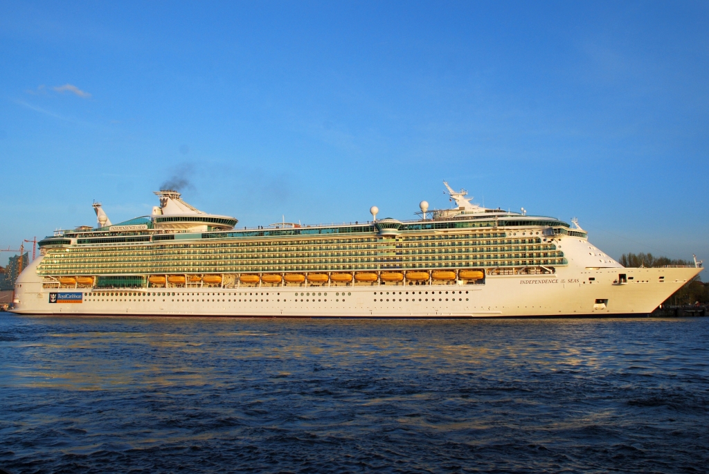M/S INDEPENDENCE OF THE SEAS (2008)