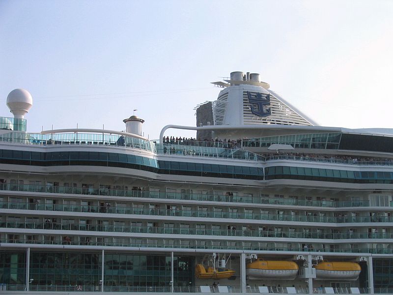 GTS Jewel Of The Seas (2004)