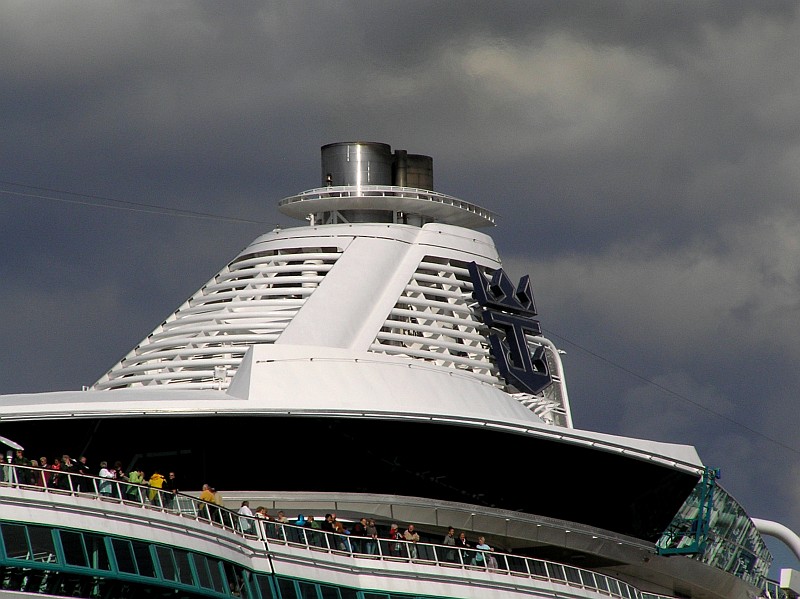 GTS Jewel Of The Seas (2004)