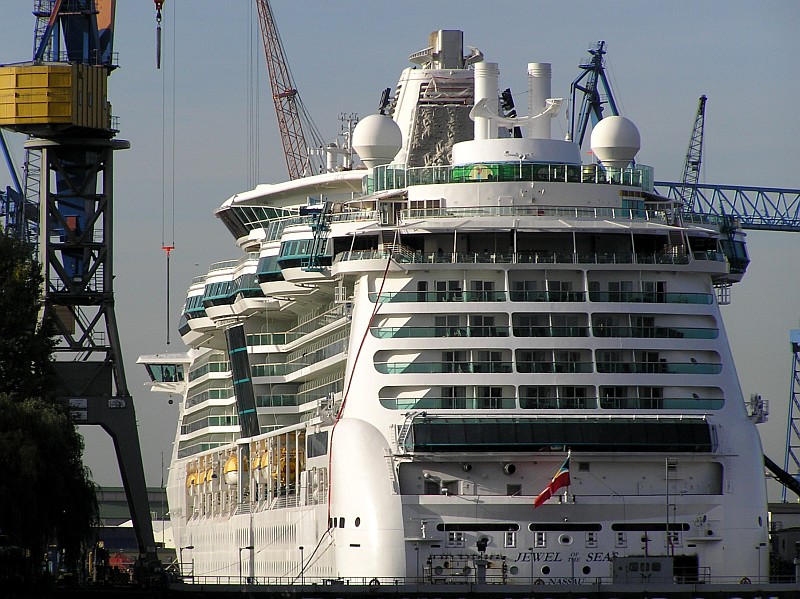 GTS Jewel Of The Seas (2004)