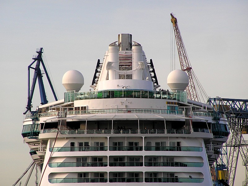 GTS Jewel Of The Seas (2004)