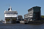 TMS JOHN MASCOW (1980) & M/S NORWEGIAN SKY (1999)