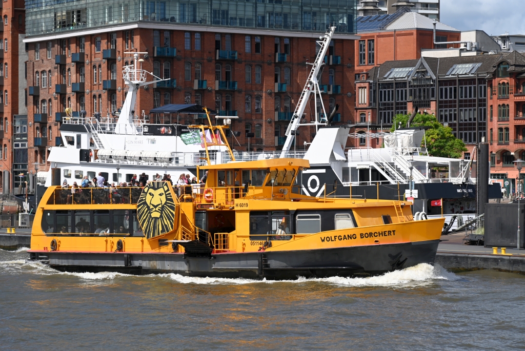 M/S KOI (1980) & M/S WOLFGANG BORCHERT (1993)