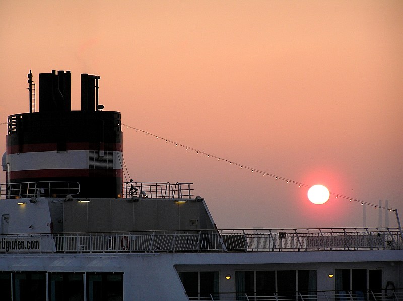 M/S Midnatsol (2003) -  by Ingo Josten