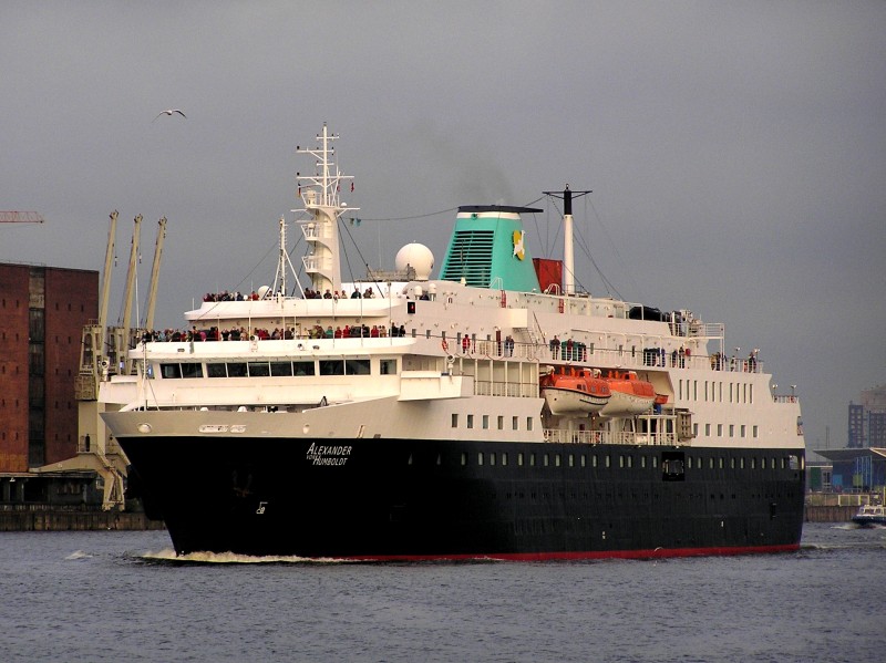 M/S lexander Von Humboldt (1996)