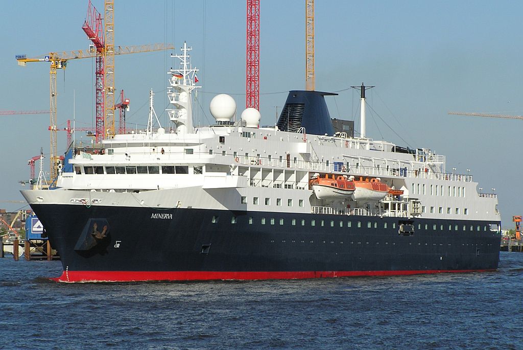 M/S ALEXANDER VON HUMBOLDT (1996)