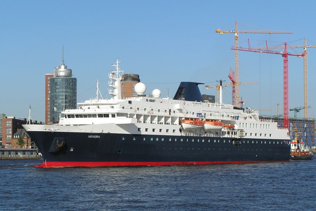 M/S ALEXANDER VON HUMBOLDT (1996)