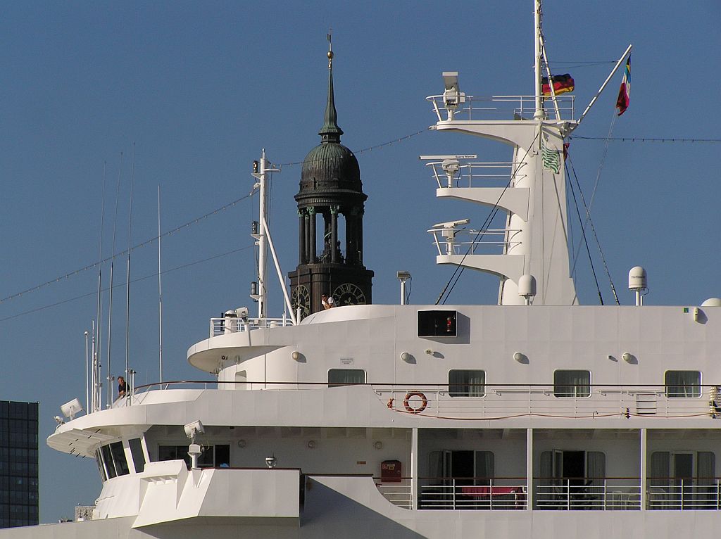 M/S ALEXANDER VON HUMBOLDT (1996)