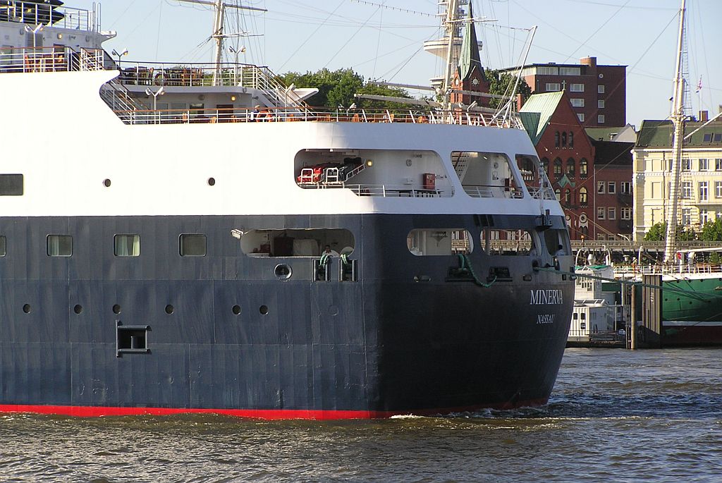 M/S ALEXANDER VON HUMBOLDT (1996)