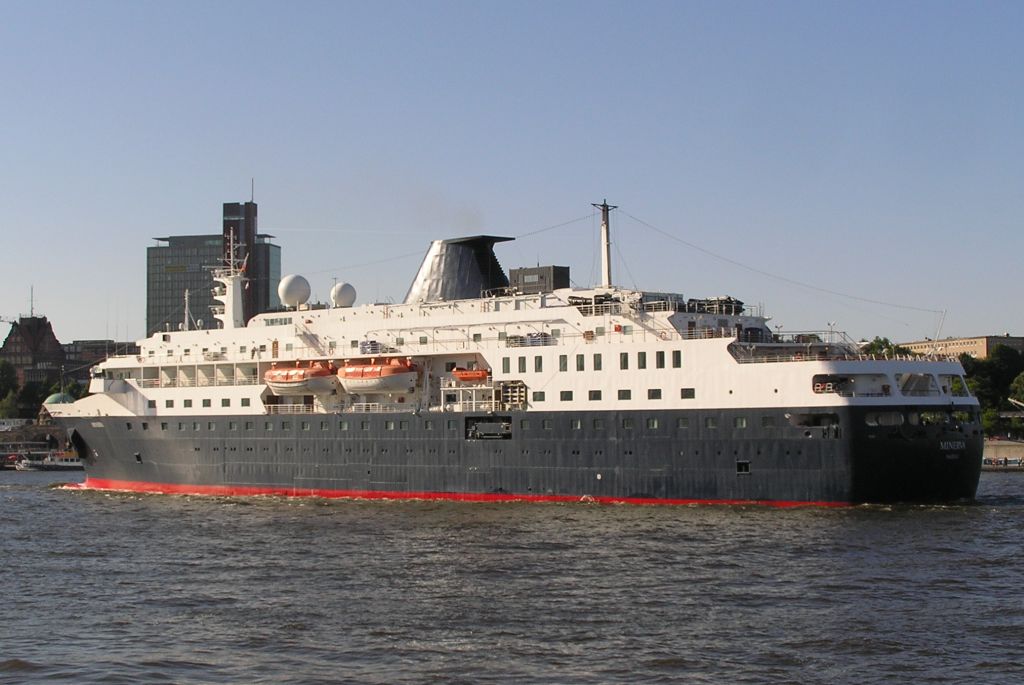 M/S ALEXANDER VON HUMBOLDT (1996)