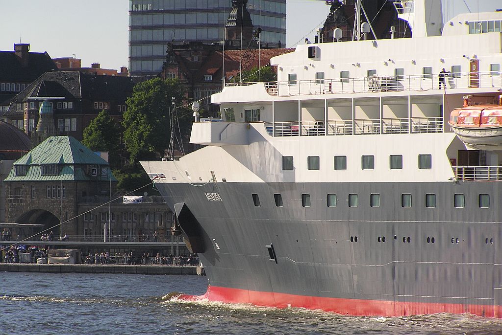 M/S ALEXANDER VON HUMBOLDT (1996)