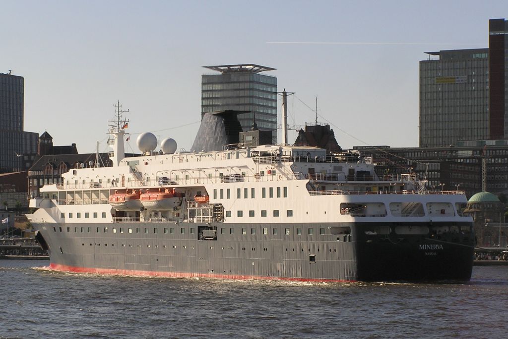 M/S ALEXANDER VON HUMBOLDT (1996)