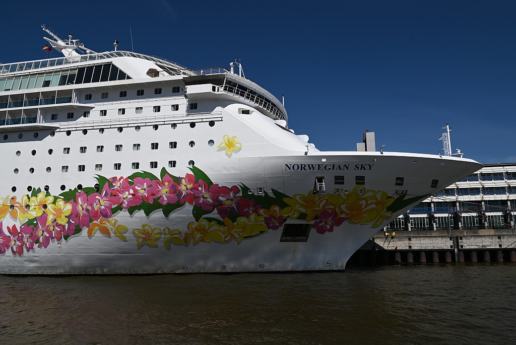 M/S NORWEGIAN SKY (1999)