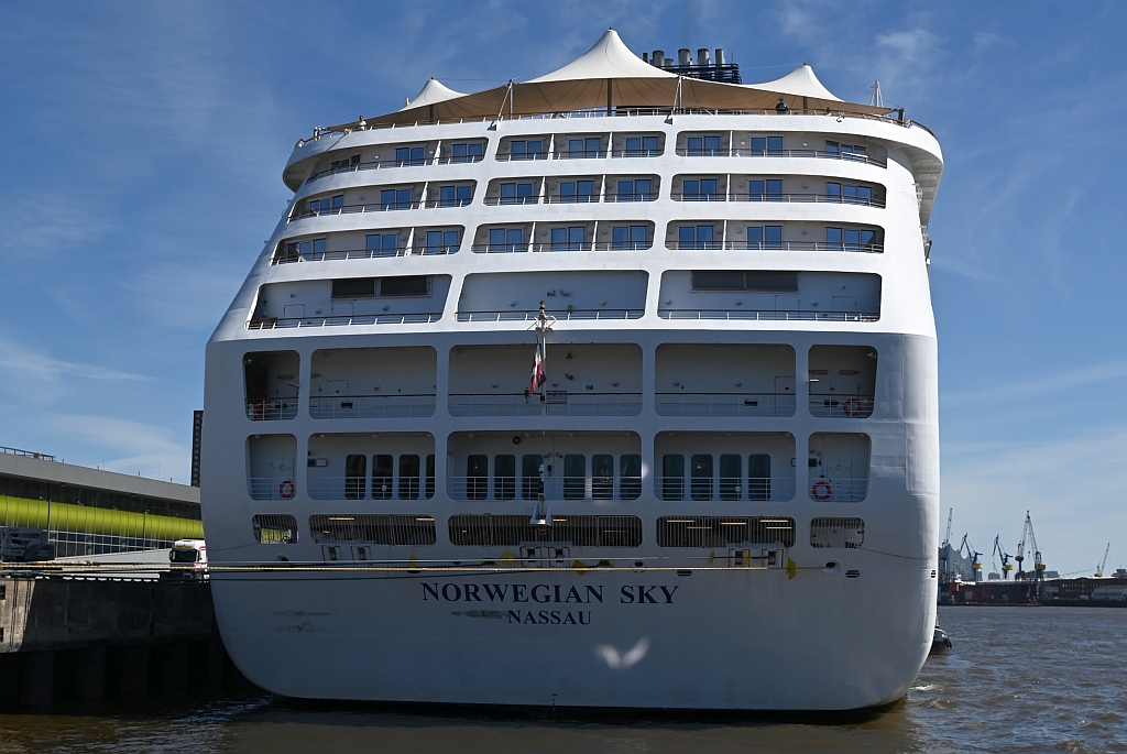 M/S NORWEGIAN SKY (1999)