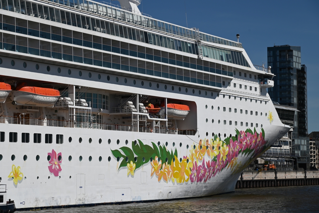 M/S NORWEGIAN SKY (1999)